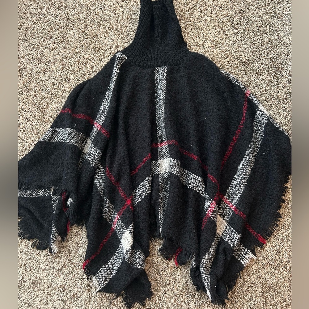 NWOT turtleneck sweater poncho